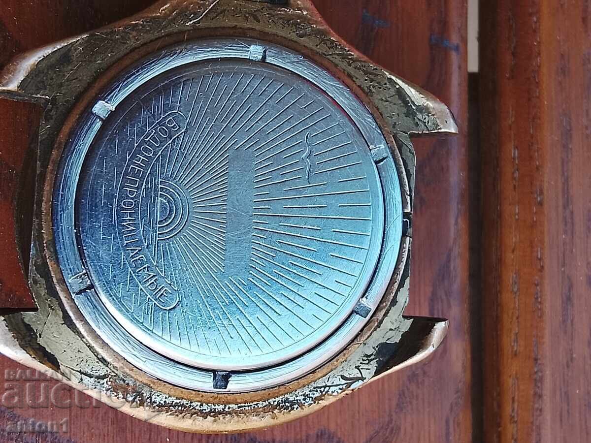 Delivery of Original Komandirskie