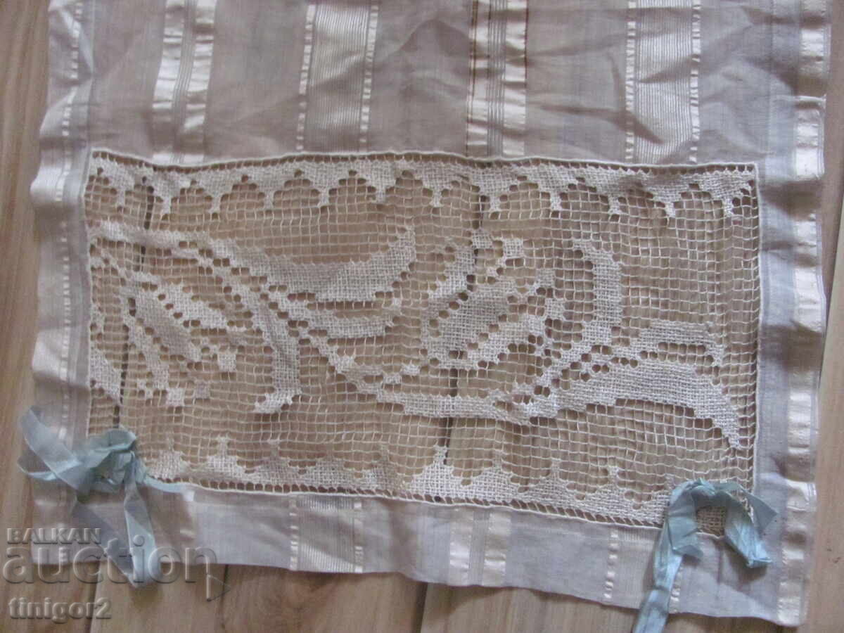 Licitație Ștergar din secolul al XIX-lea cu margine din mătase, 95x45 cm