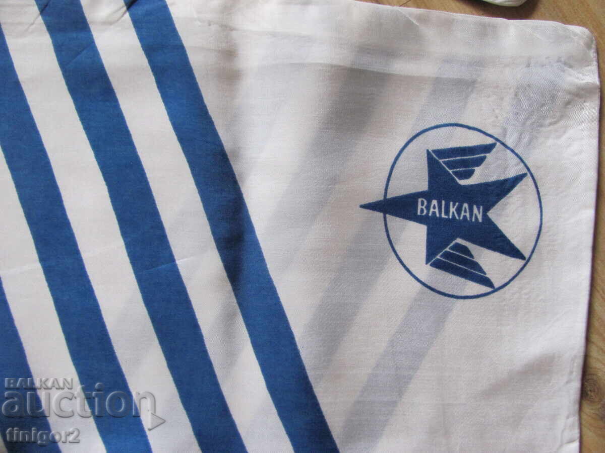 Eșarfă vintage cu logo BGA BALKAN, 145x20 cm cu preț € 28.00 | 54.76 BGN