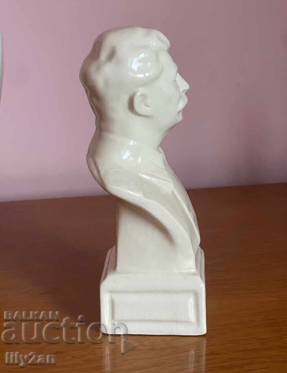 Bust din faianță al lui Iosif Stalin - 5