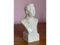 Bust din faianță al lui Iosif Stalin