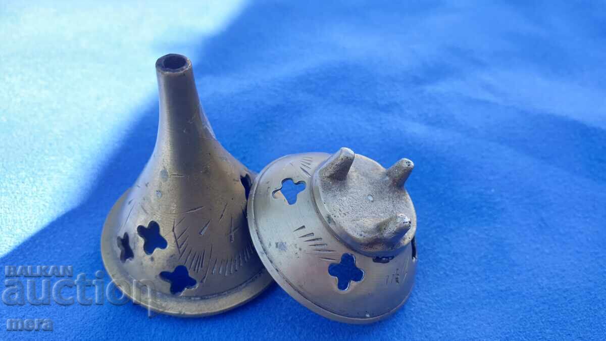 Delivery of Bronze incense burner