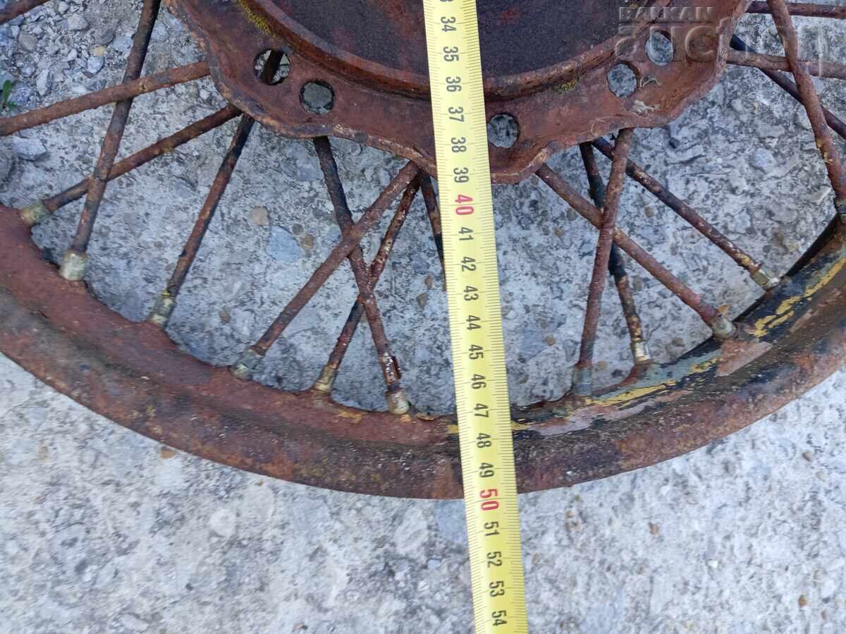 BMW dkw Урал капла джанта ретро мотор 40те 50те с цена € 71.00 | 138.86 лв.