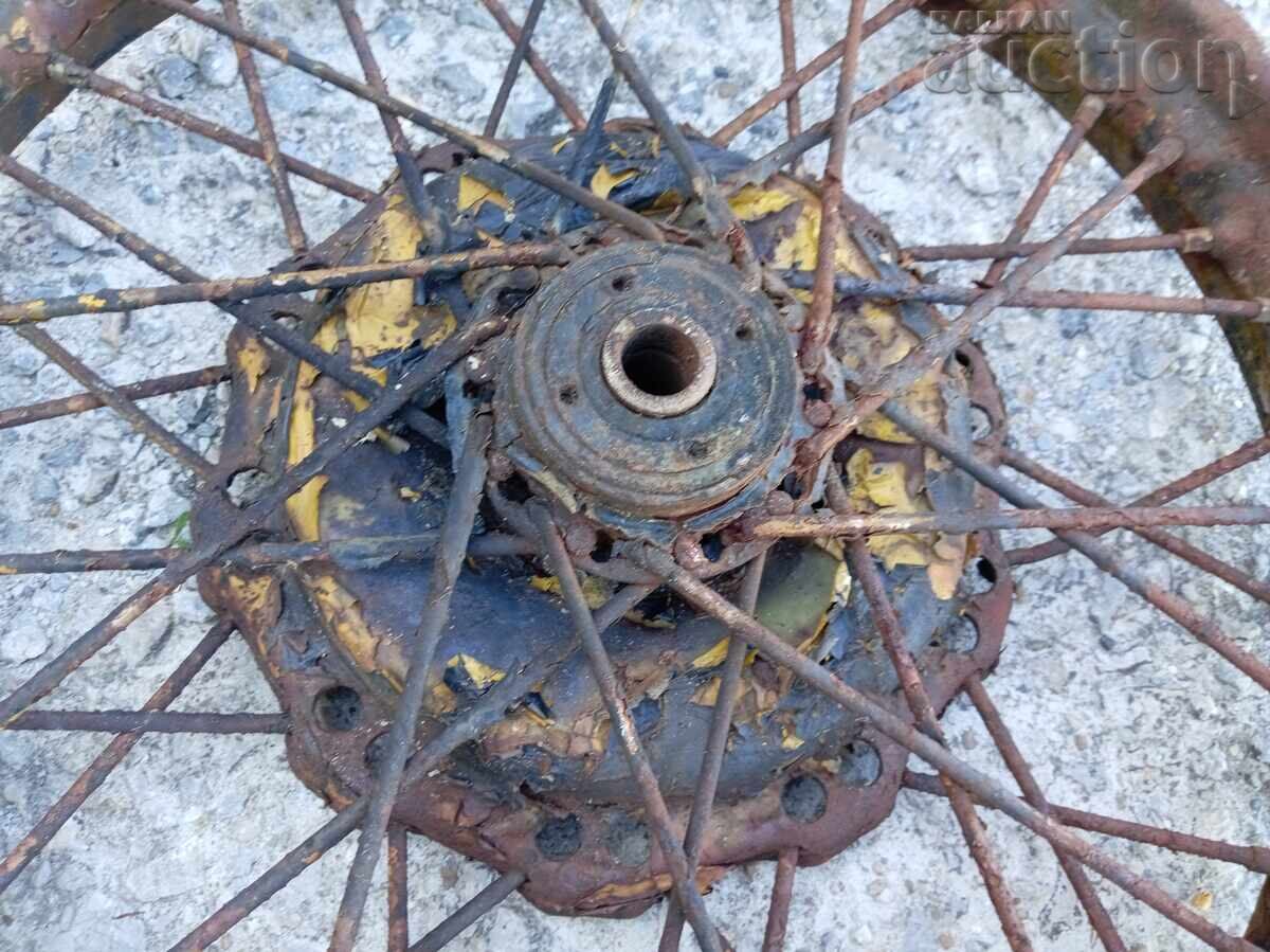 Аукцион BMW dkw Урал капла джанта ретро мотор 40те 50те