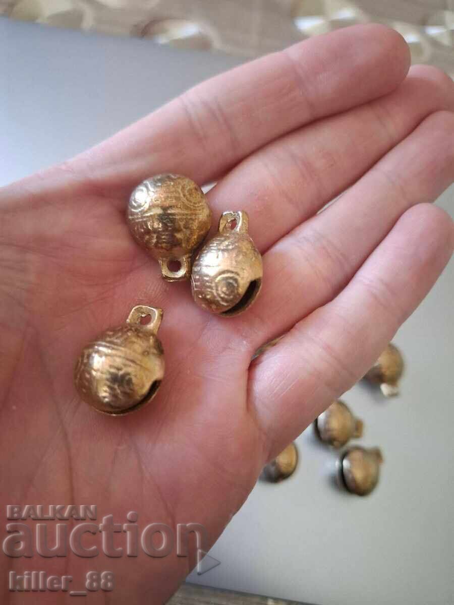 Livrarea Clopoței mici tip nucă