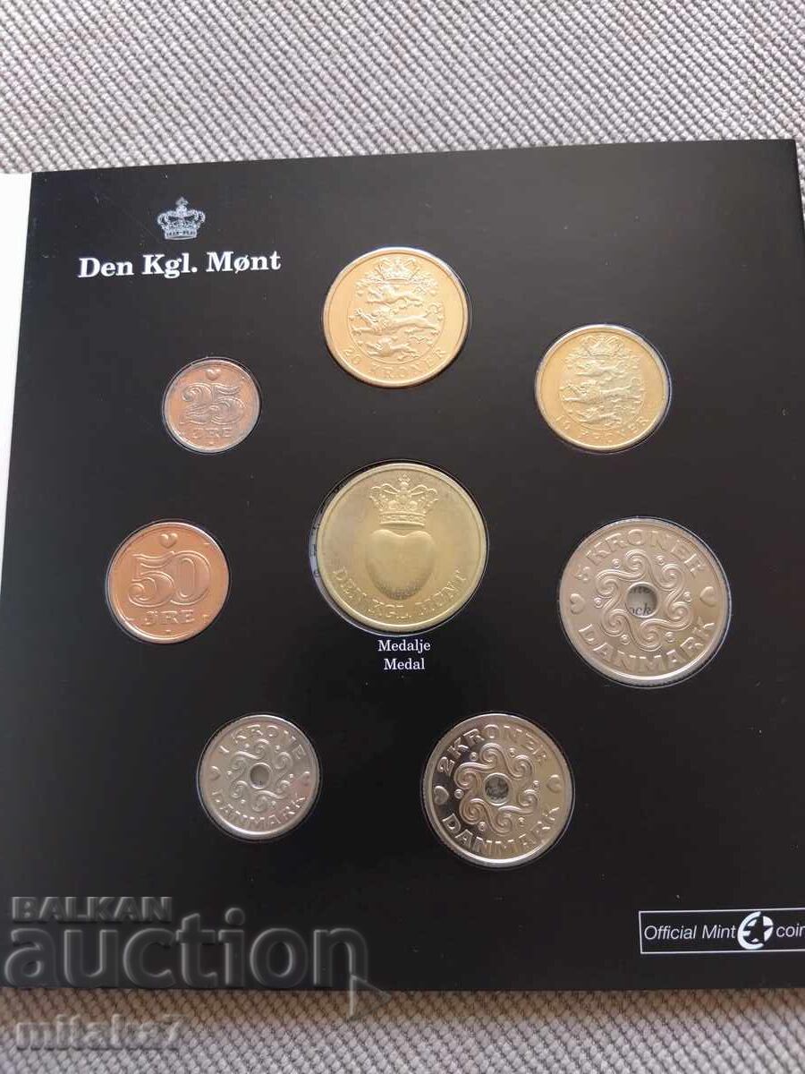 Set monede 2006, Danemarca cu preț € 17.00 | 33.25 BGN