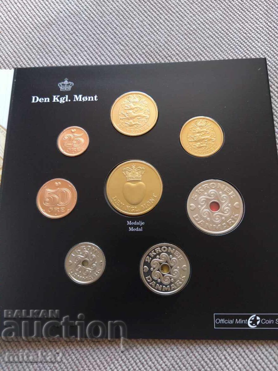 Σετ νομισμάτων 2007, Δανία με τιμή € 17.00 | 33.25 BGN