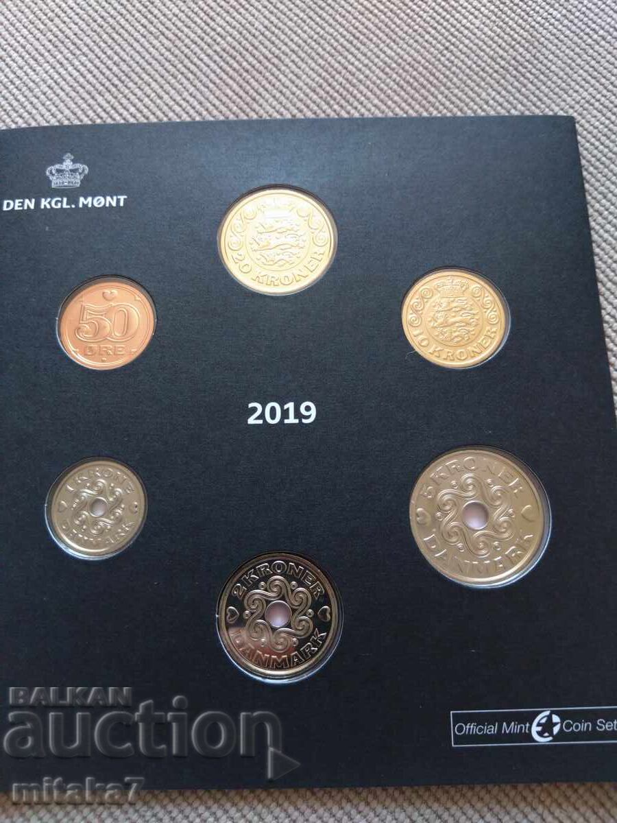 Σετ νομισμάτων 2019, Δανία με τιμή € 17.00 | 33.25 BGN Σετ νομισμάτων 2019, Δανία με τιμή € 17.00 | 33.25 BGN