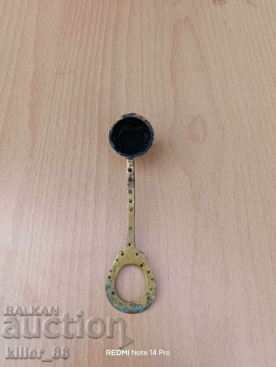 Sveshtnik ot star bronz