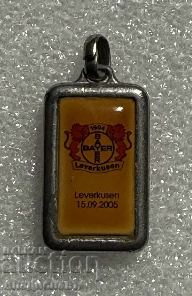 Suvenir vechi fotbal CSKA - Bayer Leverkusen 2005 cu preț € 25.00 | 48.90 BGN Suvenir vechi fotbal CSKA - Bayer Leverkusen 2005 cu preț € 25.00 | 48.90 BGN