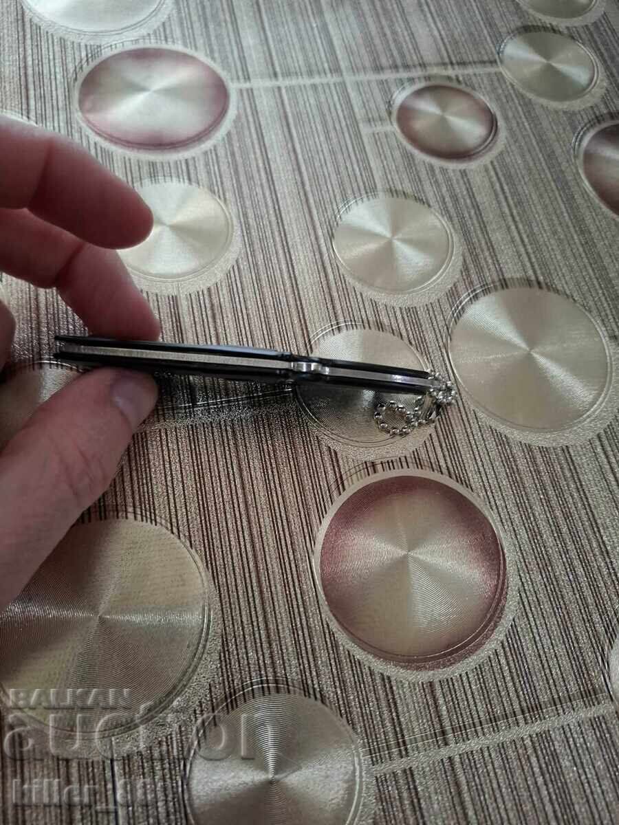 Briceag metalic pliabil în formă de revolver - 5