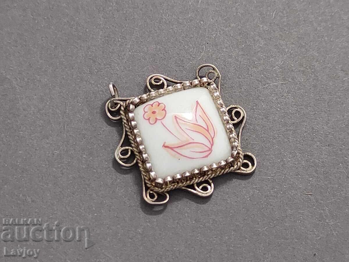 Licitație Pandantiv placat cu argint, medalion cu porțelan