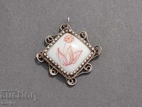 Pandantiv placat cu argint, medalion cu porțelan