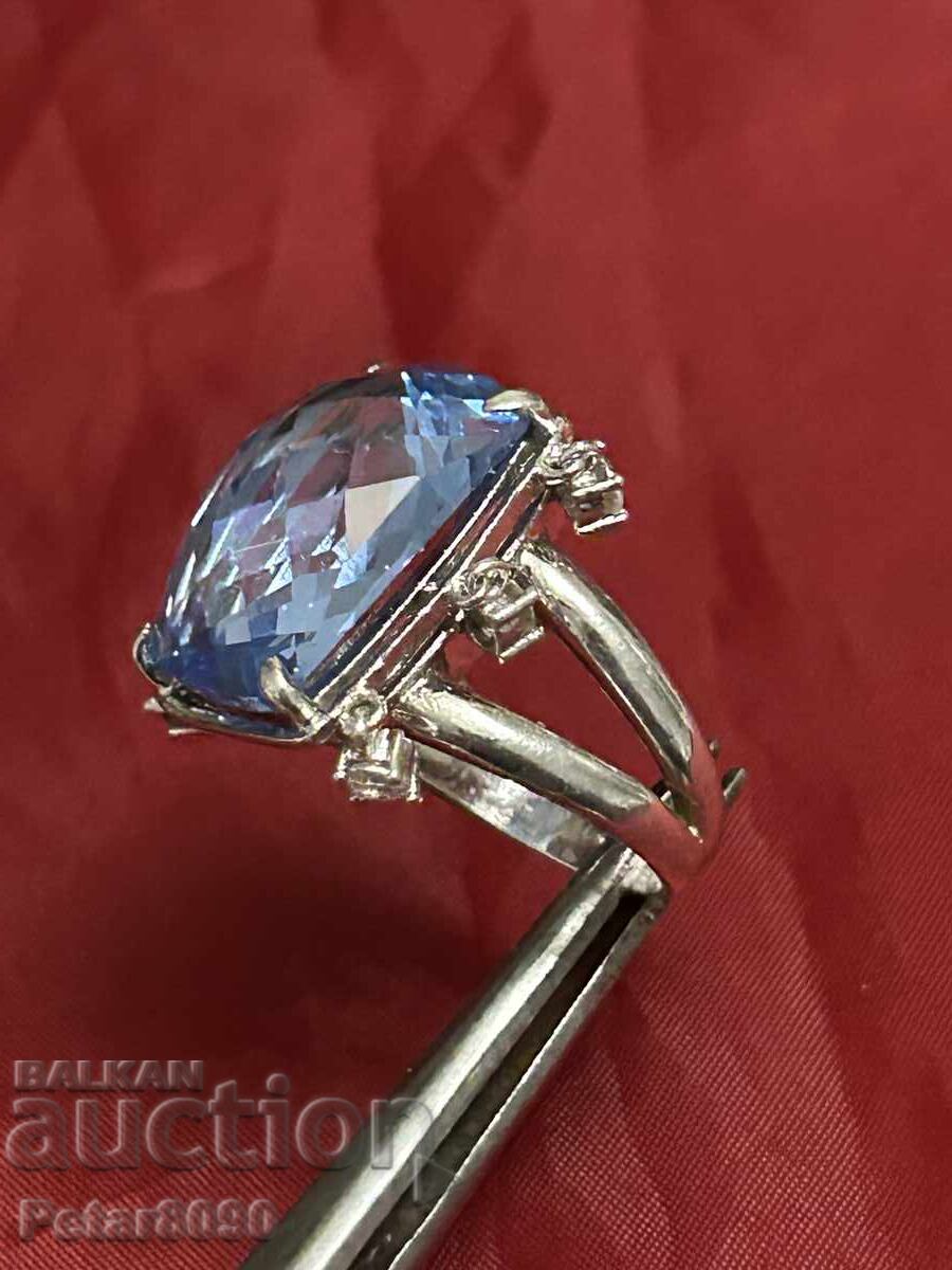 Inel de damă din argint cu acvamarin, topaz, spinel 19/14mm cu preț € 51.00 | 99.75 BGN