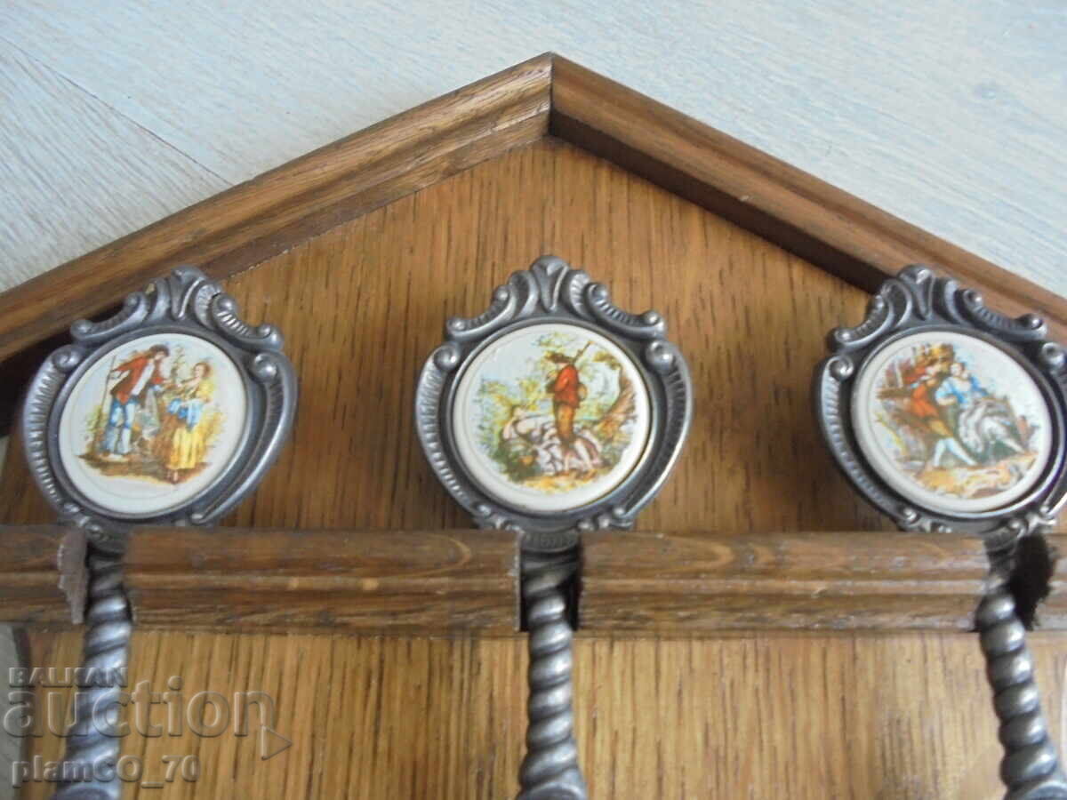 No. 8577 Old collectible Zinn spoon set with price € 22.50 | 44.01 BGN