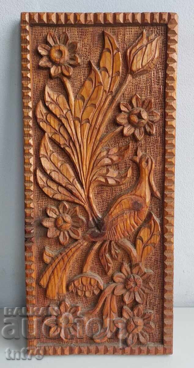 Wood carving, panel. Dimensions 17 x 38 cm