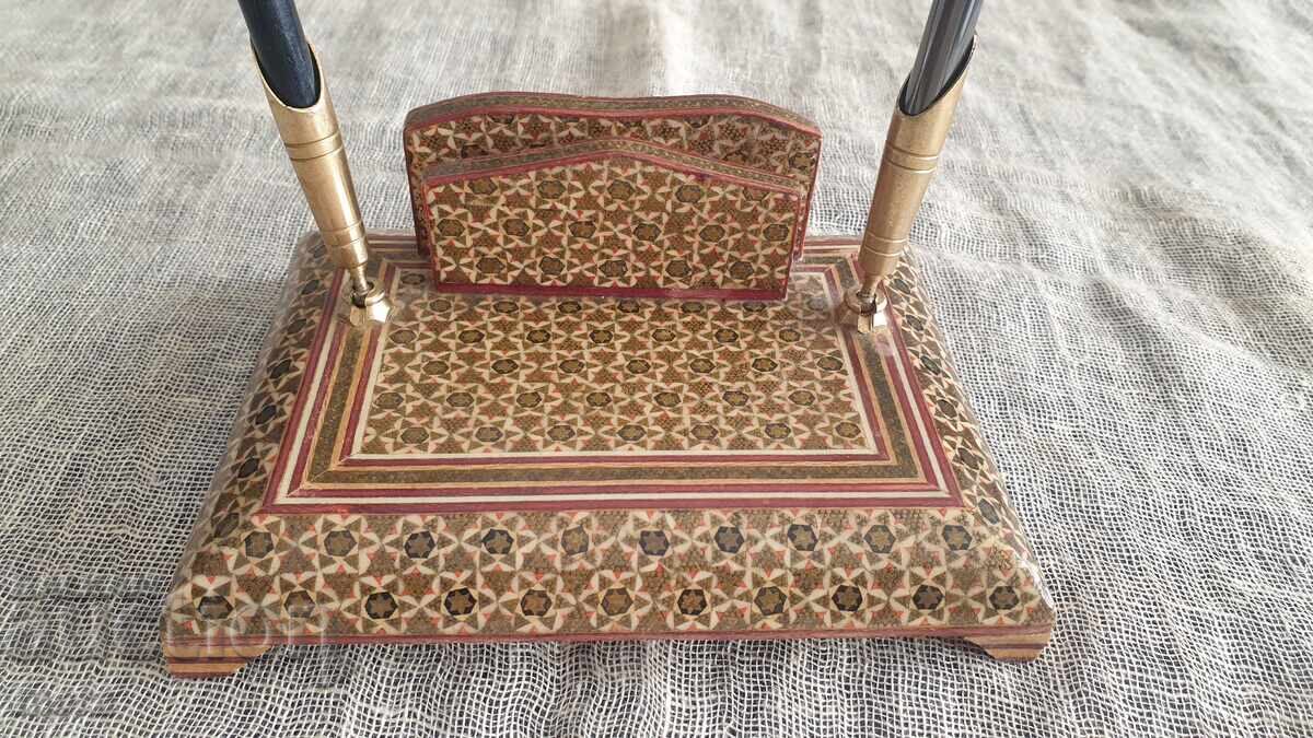 Set de birou din lemn exotic și alamă cu preț € 55.00 | 107.57 BGN