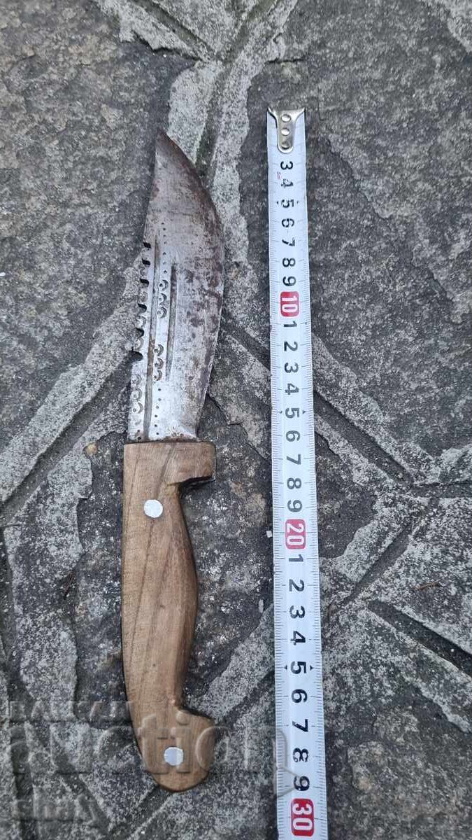 Παράδοση Ένα παλιό μαχαίρι
