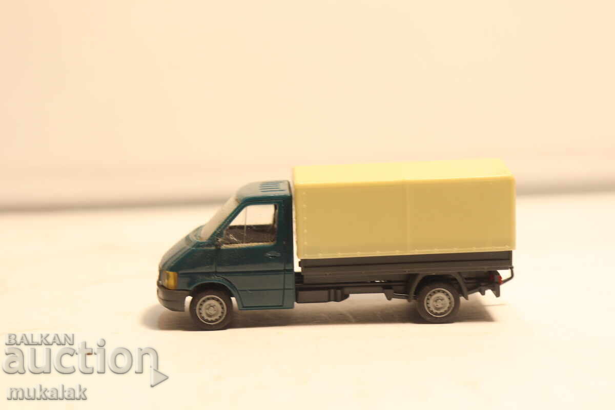 HERPA 1/87 H0 VW LT MODEL CAR
