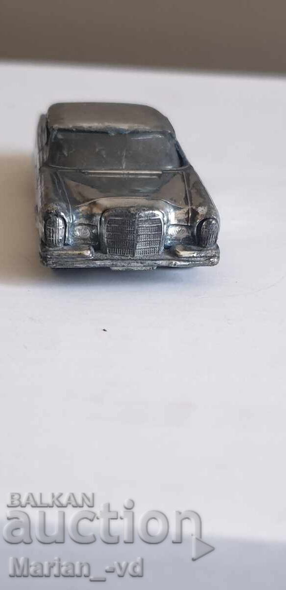 Аукцион Mercedes 300SE  matchbox made in Bulgaria