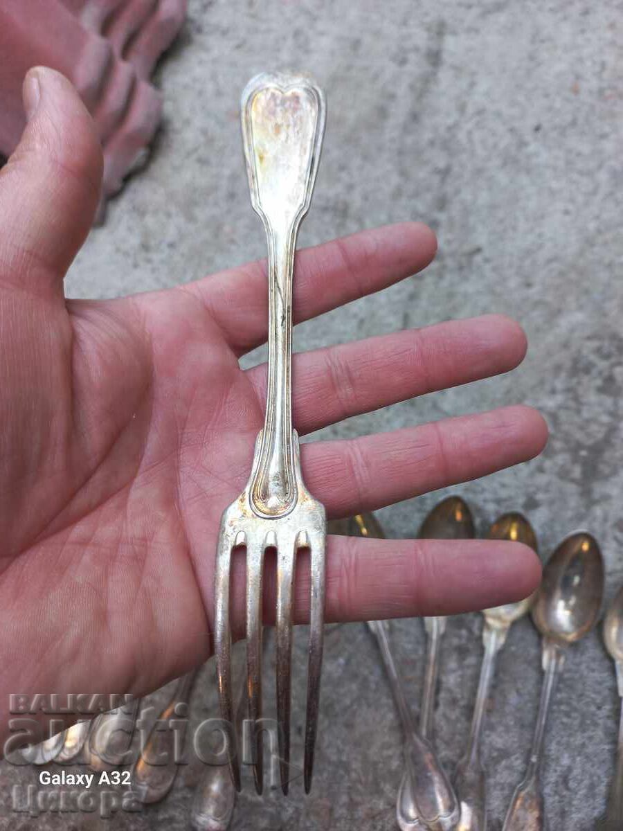 SET VECHI DE TACÂMURI ARGINTATE FURCULIȚE LINGURI - 6