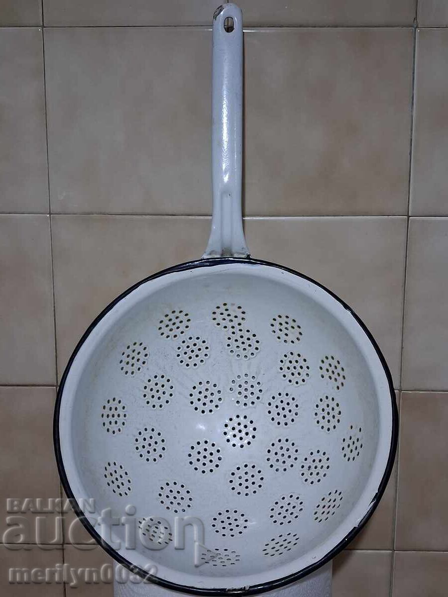 Licitație strecurătoare veche emailată, vas cu email timpuriu social NRB