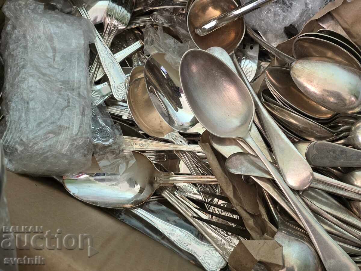 Livrarea Veselă veche englezească argintată fără cuțite 1 kg