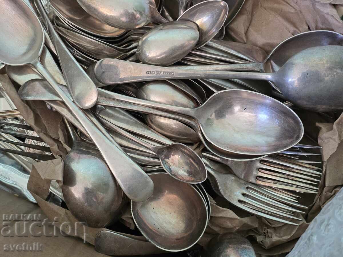 Veselă veche englezească argintată fără cuțite 1 kg