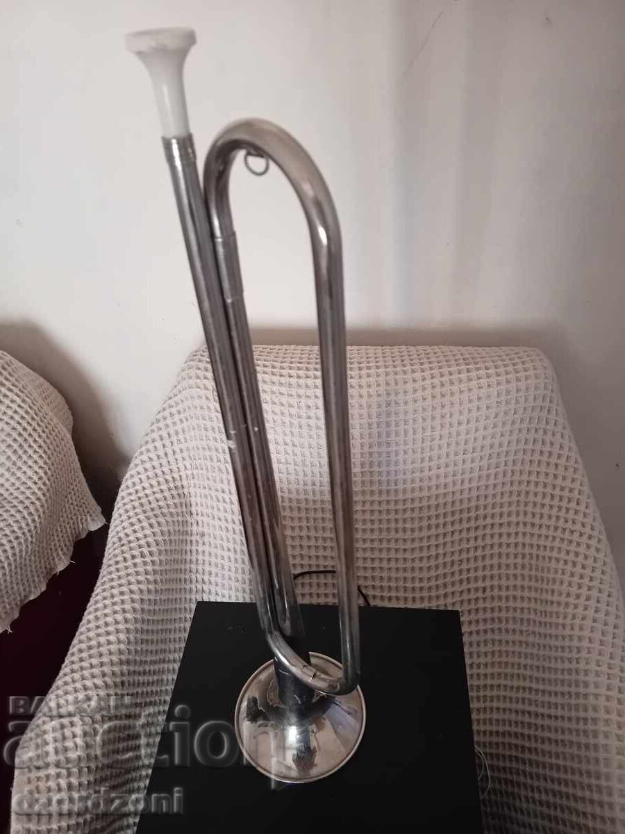 Licitație O țeavă de pionier