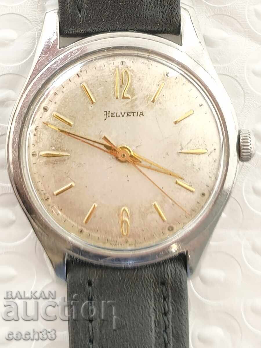 Ceas vintage Helvetia. Rezistent la apă. Funcțional