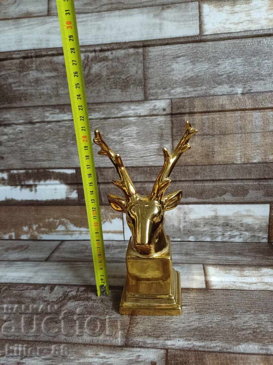 Porcelain figure with price € 15.00 | 29.34 BGN