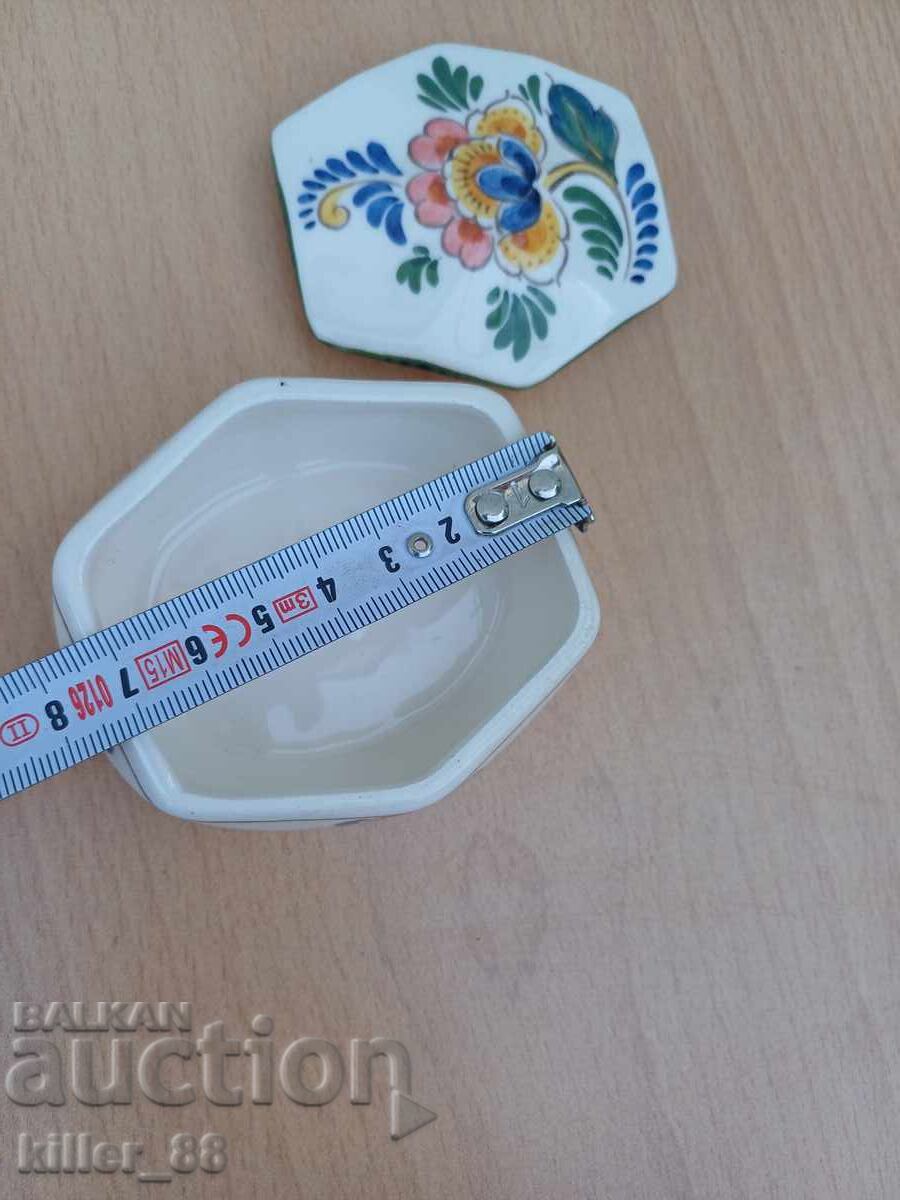 Cutie din porțelan cu marcaj - 6 Cutie din porțelan cu marcaj - 6