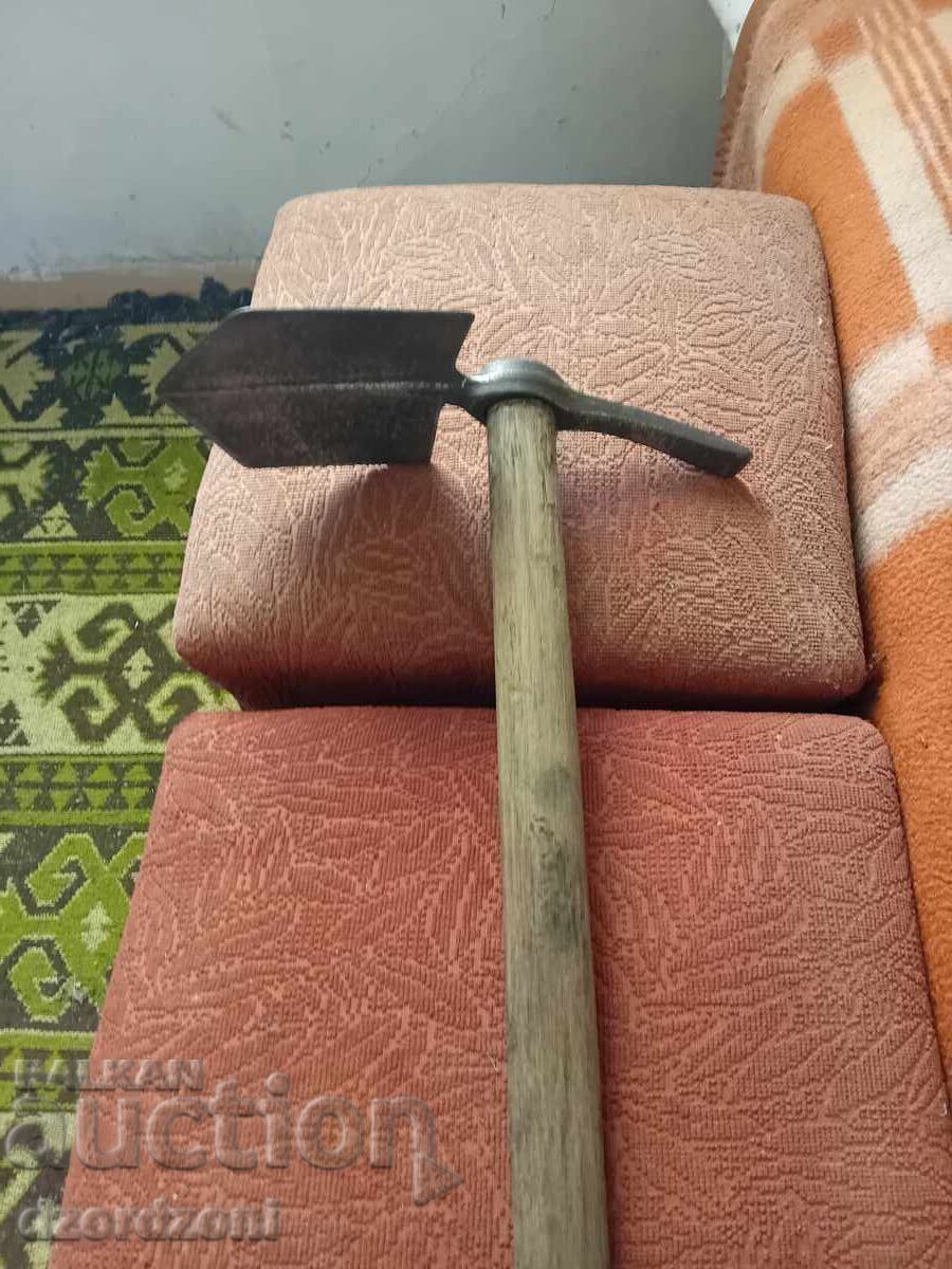 Unealtă de geniu