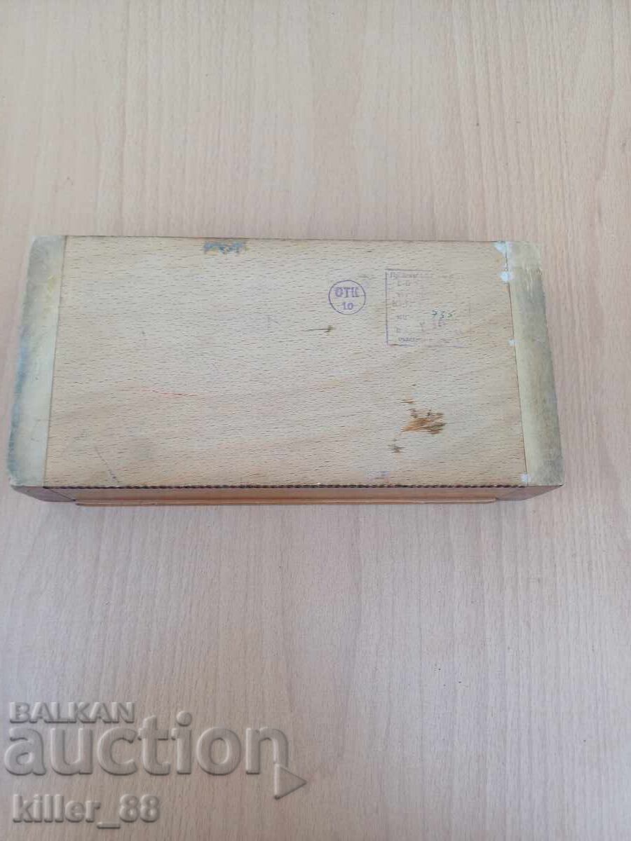 Old wooden box - 6