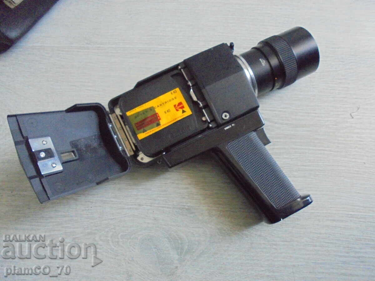 Livrarea Nr. 8579 Cameră de filmat vintage NALCOM Super 8 + geantă originală