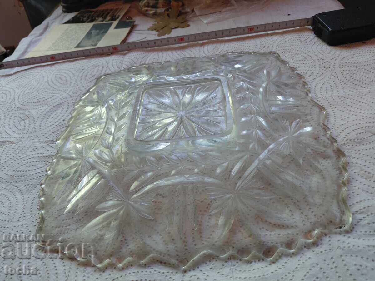 veche bombonieră/fructieră rafinată cu preț € 0.01 | 0.02 BGN