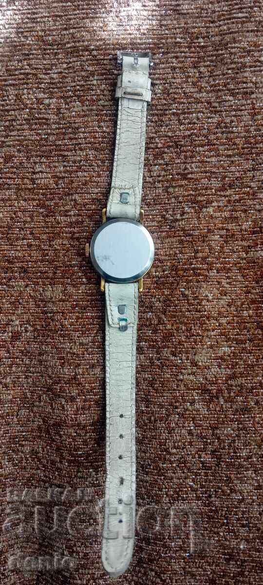 Γυναικείο επιχρυσωμένο ρολόι χειρός Luch - 7