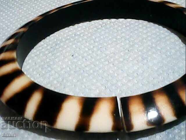 Delivery of Lot of beautiful bracelets 80g