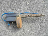OLD TIN TOY SPAGIN