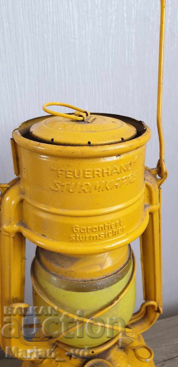 Feuerhand Storm 276 Baby Special Yellow Lantern with price € 35.00 | 68.45 BGN