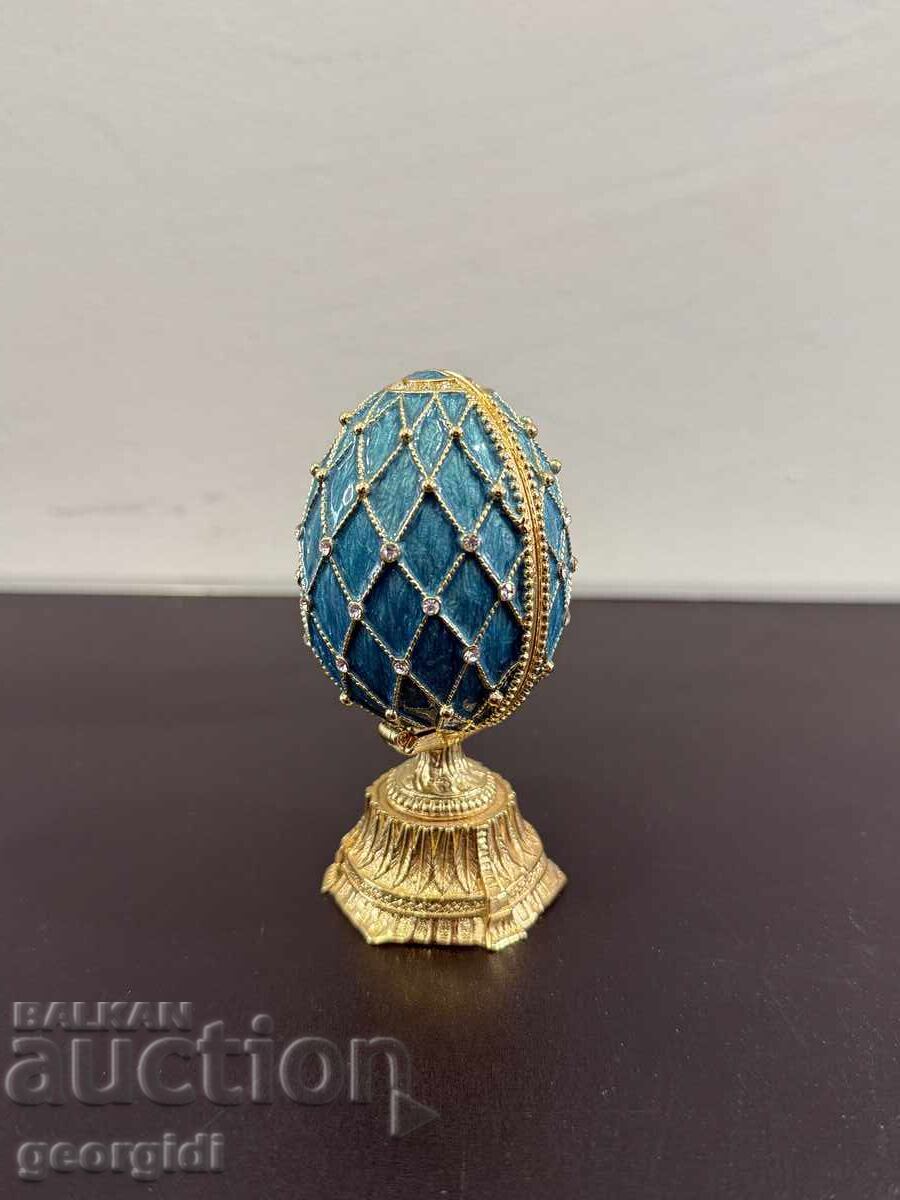 Cutie de bijuterii emailată tip "Fabergé". Nr. 8132