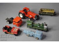 Лот стари метални играчки камион трактор камион локомотив