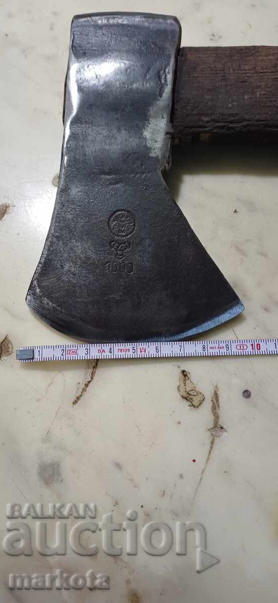 Rare German axe - "Ochsenkopf" - 1000g - B.Z.C with price € 19.95 | 39.02 BGN