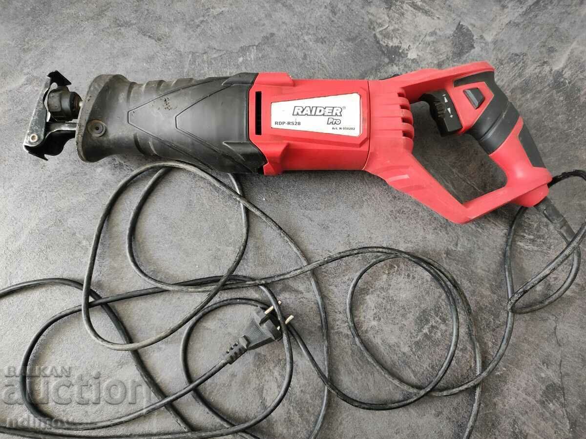 Saber saw RAIDER 850 watts
