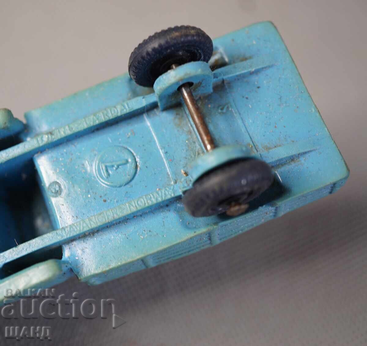 Norway Old rubber toy truck model - 5