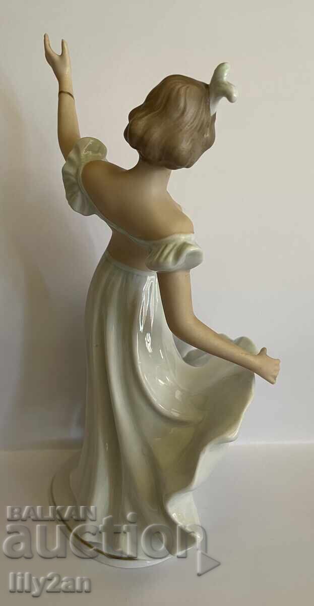 Auction  Wallendorf porcelain figurine