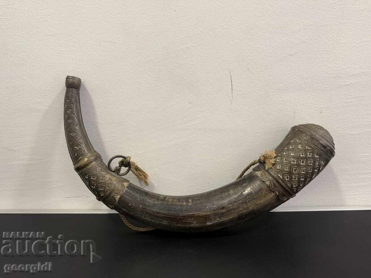 Large authentic horn powder flask. No. 8141 with price € 160.00 | 312.93 BGN