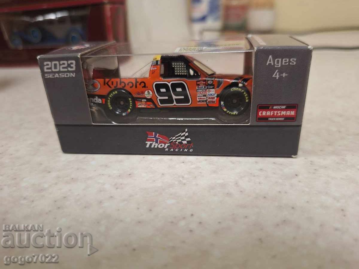 NASCAR DIE-CAST 1/64