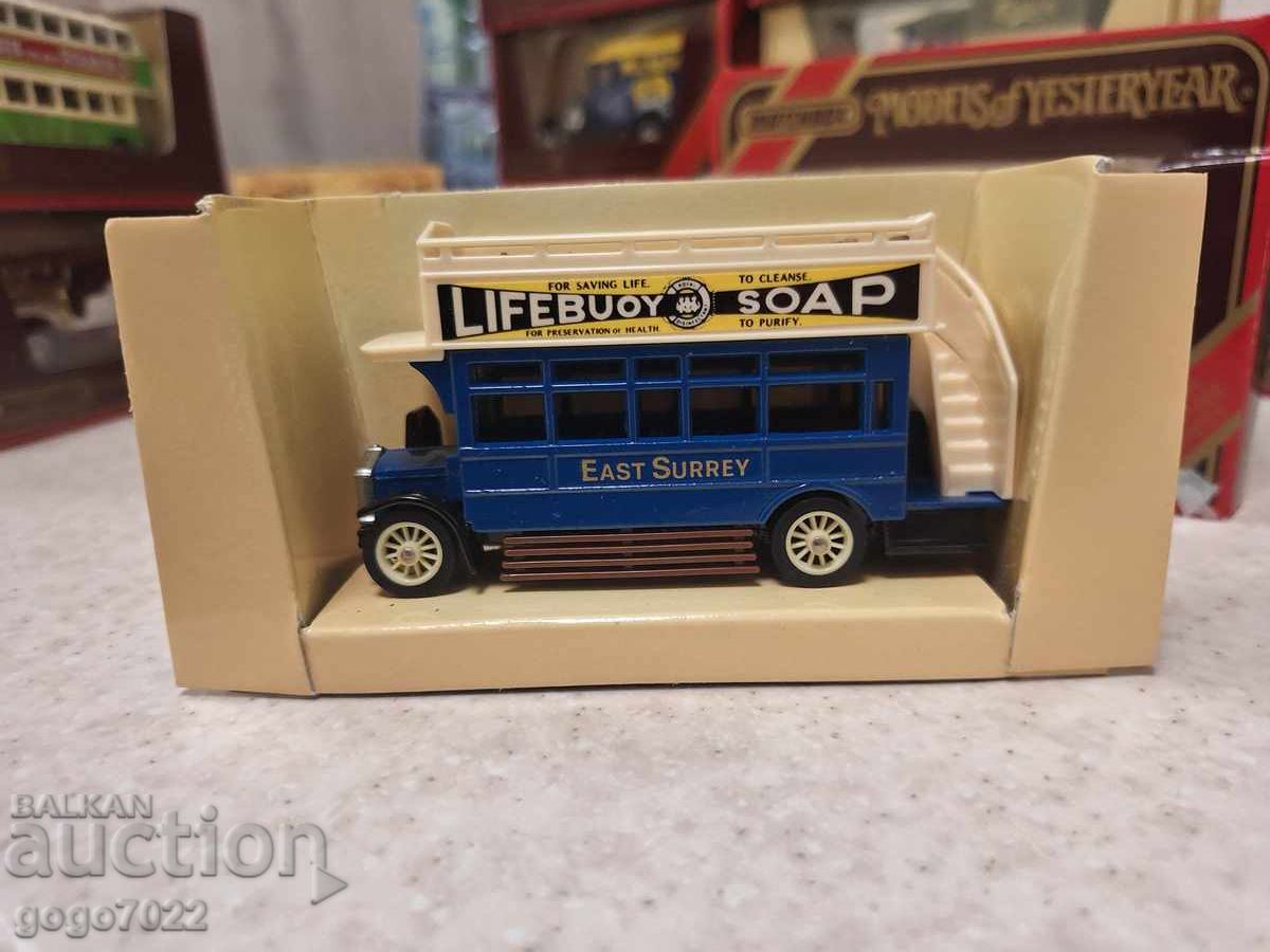 MODELE MATCHBOX YESTERYEAR ANGLIA cu preț € 6.99 | 13.67 BGN