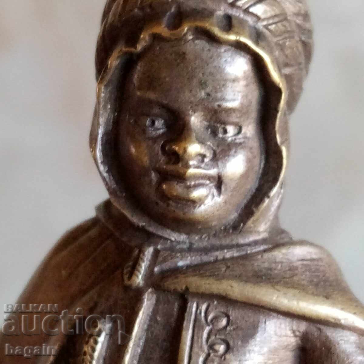 Statuie din bronz a unui artilerist cu preț € 100.00 | 195.58 BGN